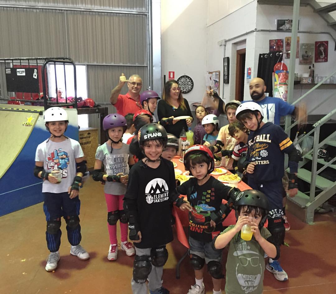 Fiestas de cumpleaños con skate en Indoor Park Valdemoro